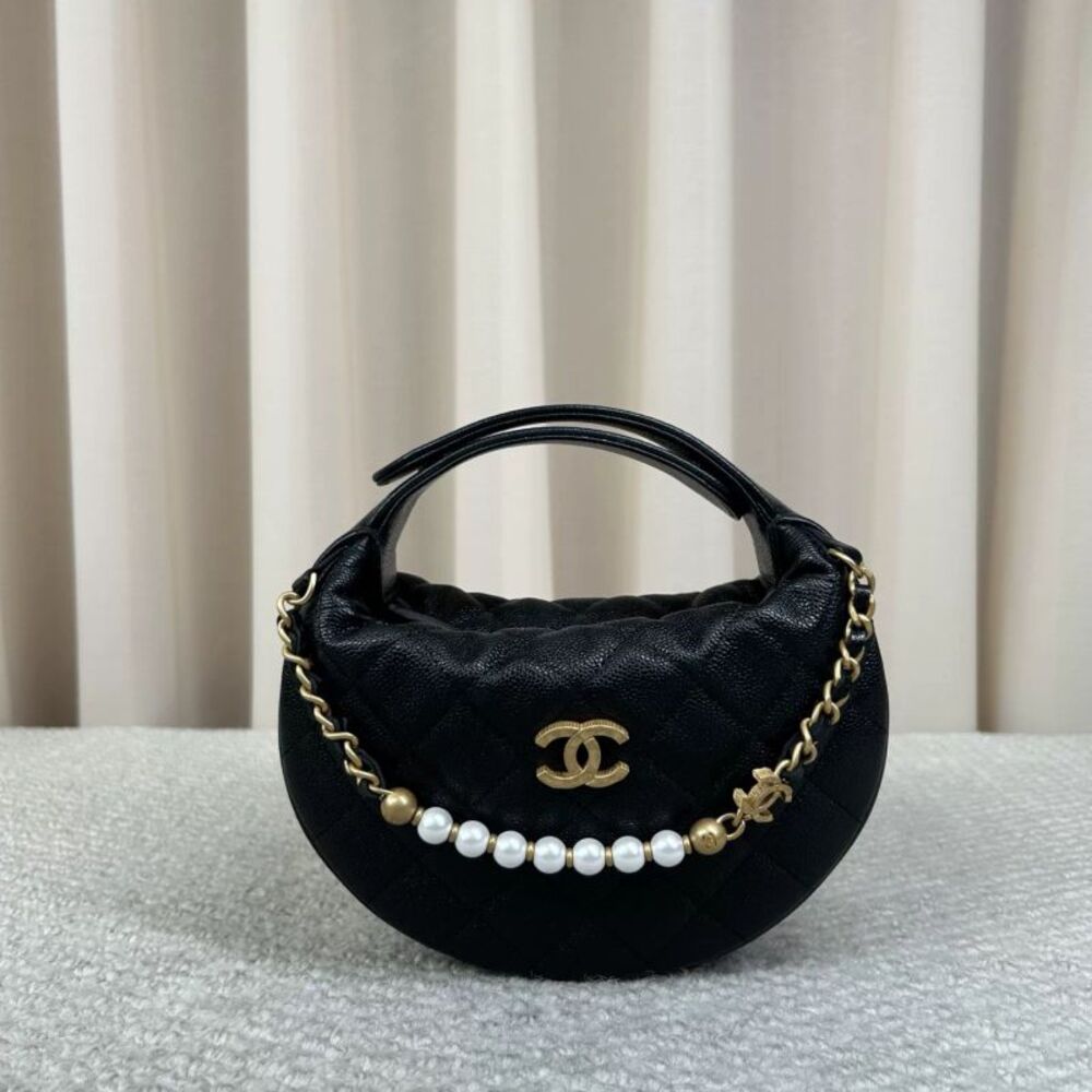 Chanel Women Pre-Loved Bag Very Good Condition